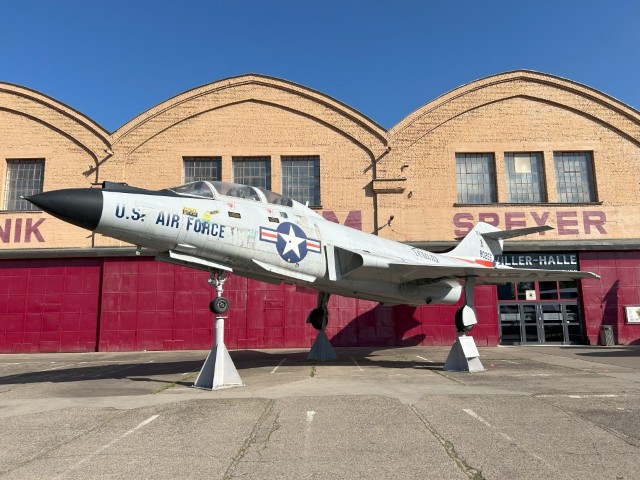 F101